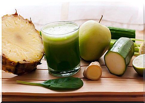 Pineapple, cucumber, celery, ginger and lemon juice