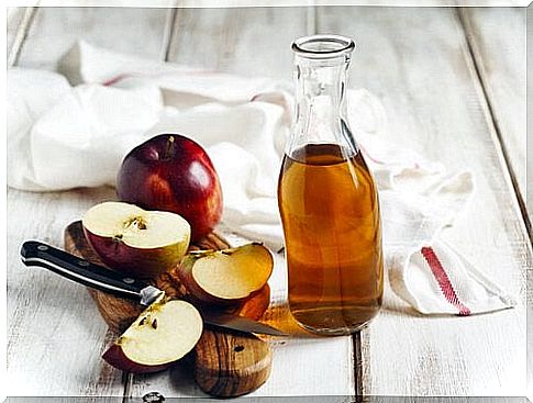 Apple vinegar