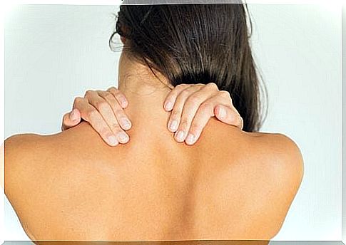 4 Simple Exercises to Relieve Neck Pain