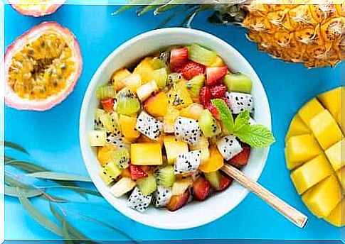 6 wild herb and fruit salad recipes