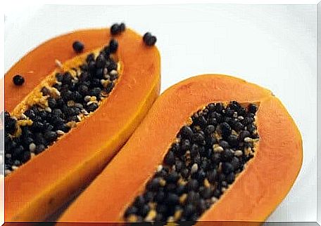 7 benefits of consuming papaya seeds