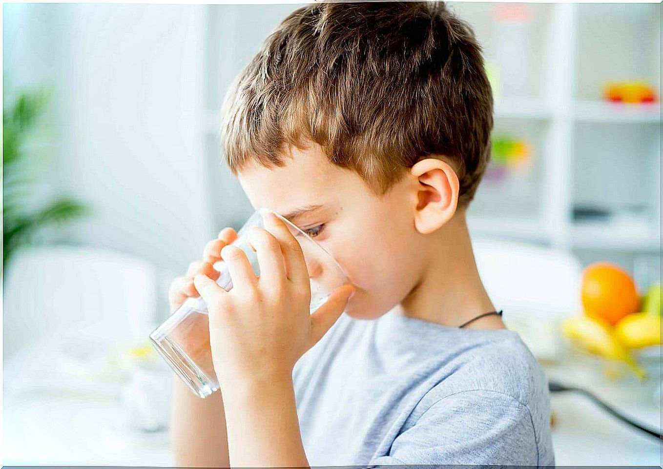 Drinking water helps fight childhood constipation