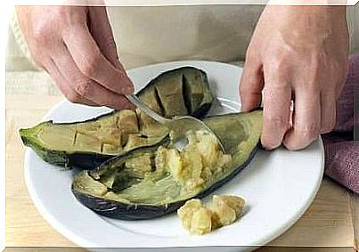 Eggplant stuffed with vegetables