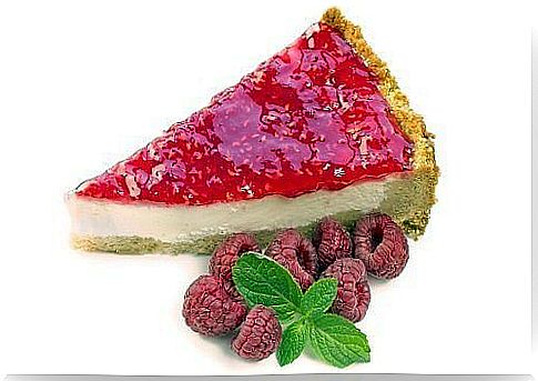 Fitness desserts: raspberry cheesecake