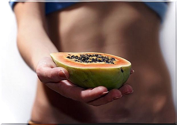 Papaya is a great anti-inflammatory to have a flat stomach