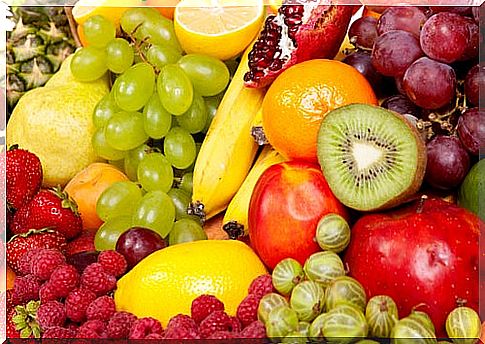 Is eating fruit on an empty stomach good?