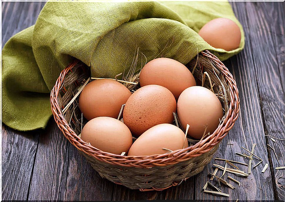 Eggs are one of the examples of foods that pregnant women should consume