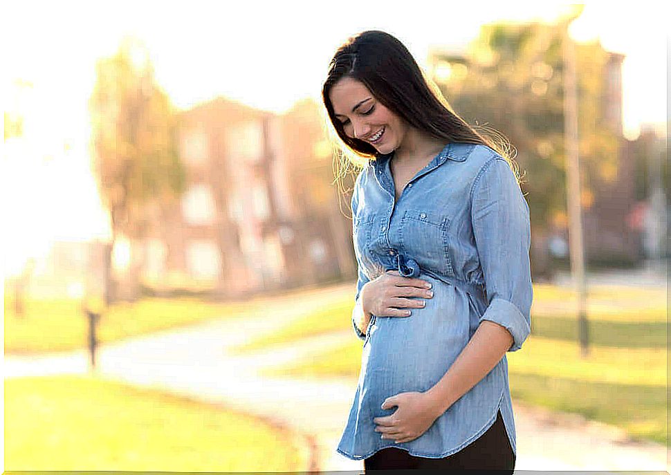 pregnant woman in the park